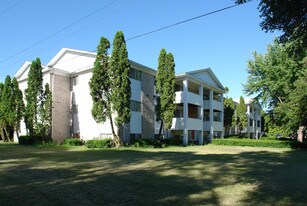 Waverly Gardens Apartments