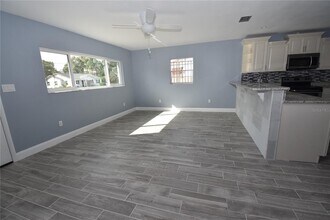 1107 W Woodlawn Ave in Tampa, FL - Building Photo - Building Photo