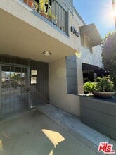 5730 Yolanda Ave in Los Angeles, CA - Building Photo - Building Photo