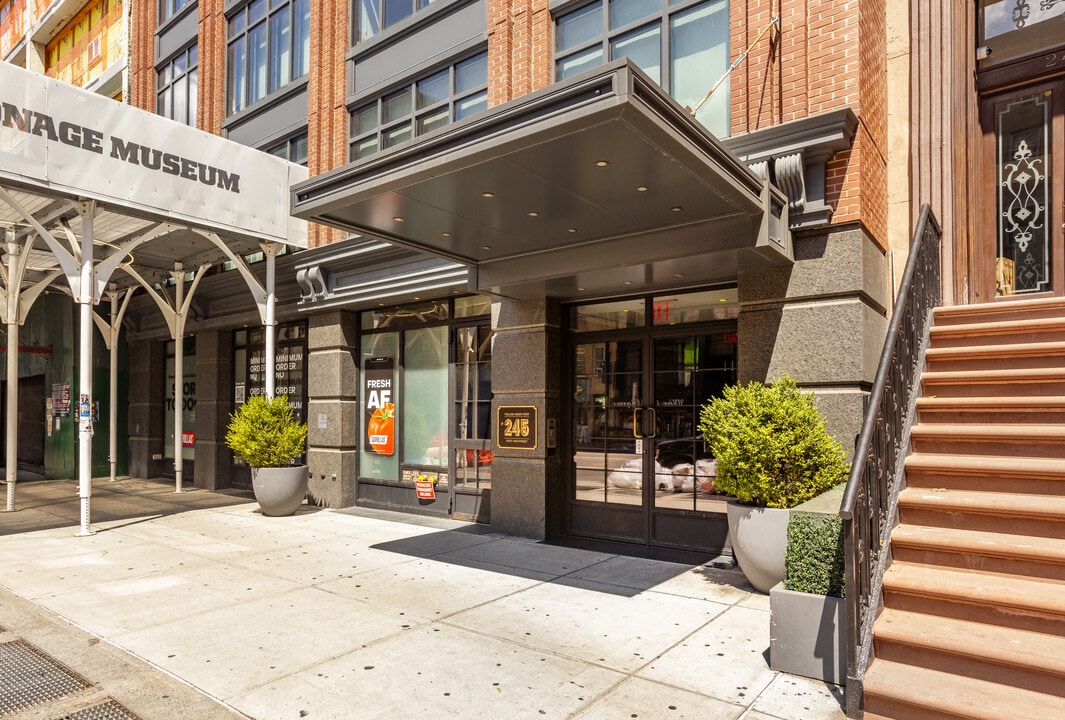 Village Green West in New York, NY - Building Photo