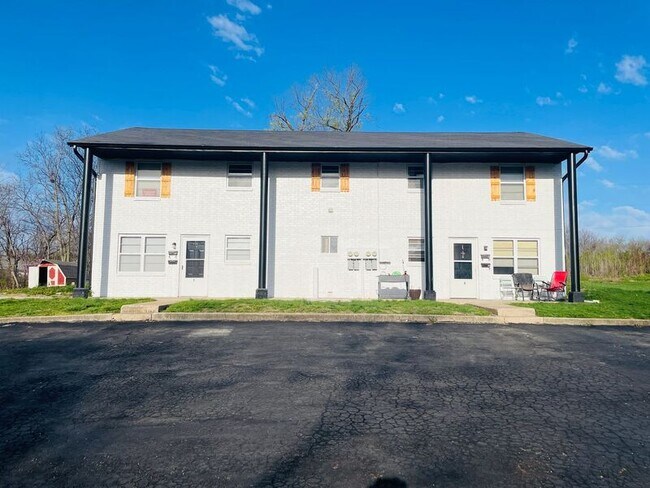 property at 1406 Magnolia W