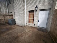 17473 Red Oak Dr in Houston, TX - Building Photo - Building Photo