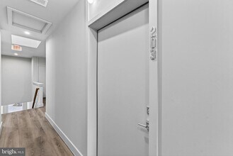 117 N 21st St in Purcellville, VA - Foto de edificio - Building Photo