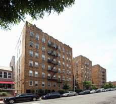 888 Montgomery St Apartments