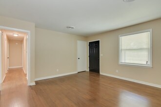 2216 Walden Dr in Augusta, GA - Building Photo - Building Photo