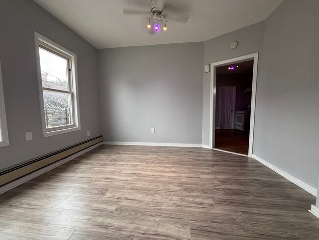 1401 Lincoln St, Unit 2