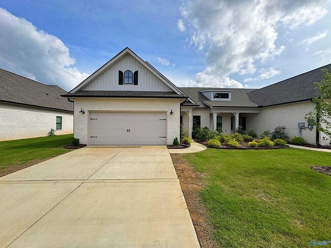property at 463 Raleigh Elm Dr
