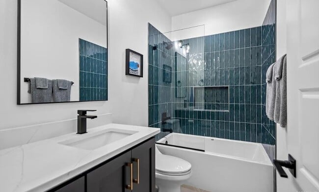 61 Saffron Cir in Little Rock, AR - Building Photo - Building Photo