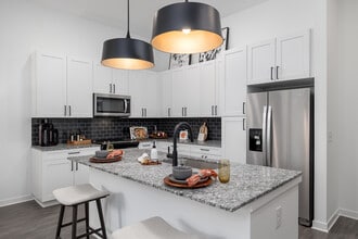 Signal in Hapeville, GA - Building Photo - Interior Photo