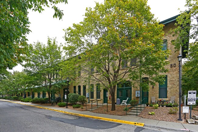 FreightYard Townhomes and Flats