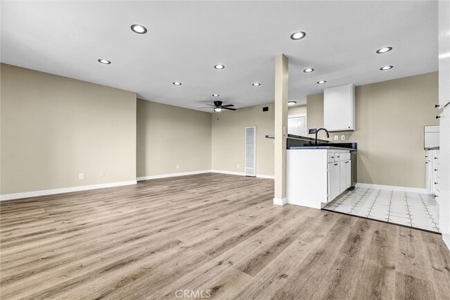 20526 S Western Ave in Torrance, CA - Building Photo - Building Photo