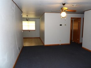 4311 NW Hoover Ave in Lawton, OK - Building Photo - Building Photo