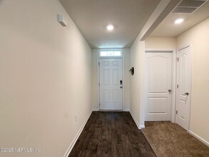 782 Riley Rd in Middleburg, FL - Foto de edificio - Building Photo
