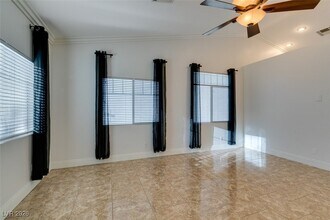 669 Pacific Cascades Dr in Henderson, NV - Building Photo - Building Photo