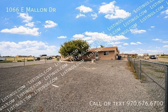 property at 1066 E Mallon Dr