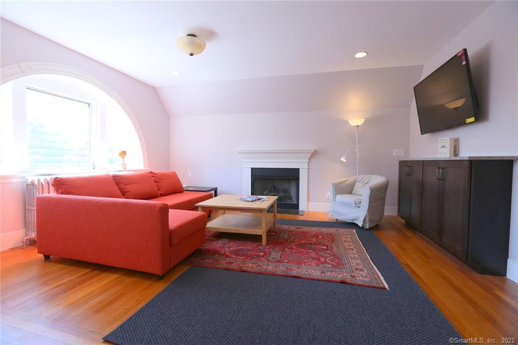 392 Orange St in New Haven, CT - Building Photo