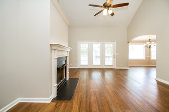6381 Paddington Way in Nashville, TN - Building Photo - Building Photo