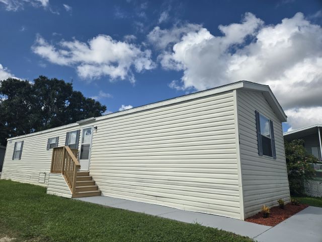 119 Elderberry Ln in Tampa, FL - Building Photo