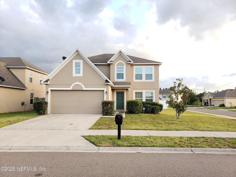10310 Magnolia Hills Dr in Jacksonville, FL - Building Photo