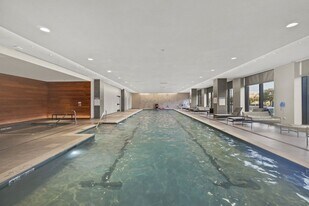 75 Park Ln S, Unit 514 in Jersey City, NJ - Building Photo