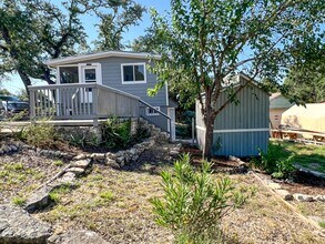 668 Creekside Dr in Canyon Lake, TX - Building Photo - Building Photo