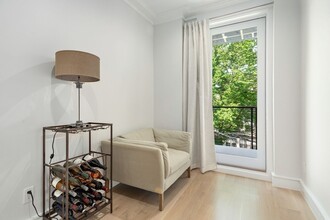 52 Rutland Sq in Boston, MA - Building Photo - Building Photo