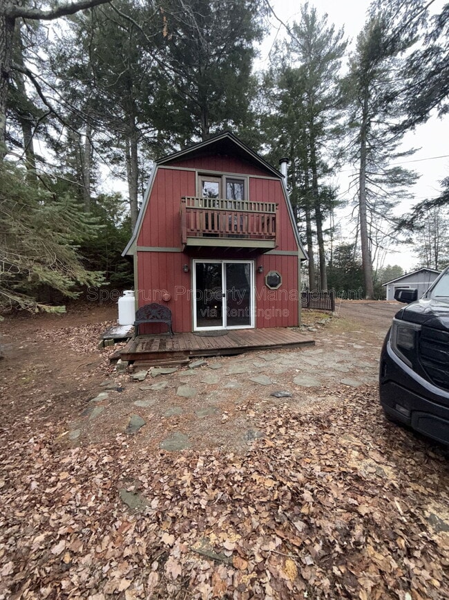 property at 115 Pinewoods Trail