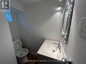 83 Cornwallis Dr in Toronto, ON - Building Photo - Building Photo