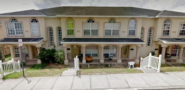 property at 903 E Main St