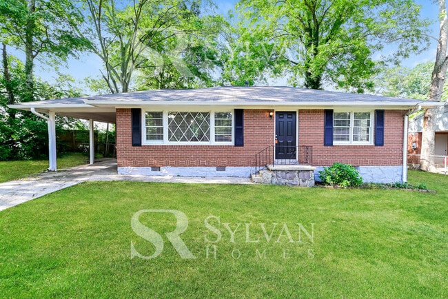 104 Adamson Dr in Jonesboro, GA - Building Photo - Building Photo