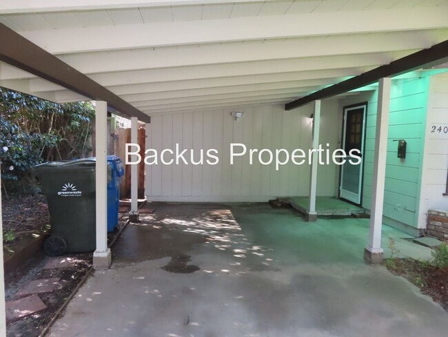 240 Walnut St in Pacific Grove, CA - Building Photo - Building Photo