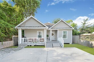 216 Cockerel St in Houston, TX - Building Photo - Building Photo
