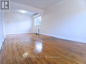861 Cosburn Ave. in Toronto, ON - Building Photo - Building Photo