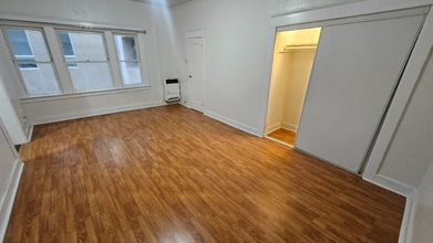 1026 Ingraham St in Los Angeles, CA - Building Photo - Building Photo