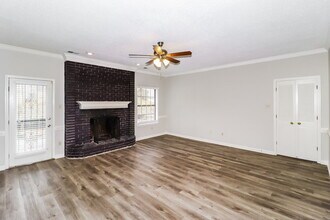 8672 Beckenham Dr in Memphis, TN - Building Photo - Building Photo