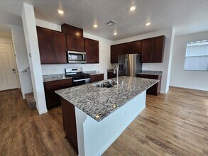 4481 Hidden Stone Ave in Las Vegas, NV - Building Photo - Building Photo