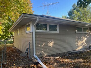 10441 York Ave S in Minneapolis, MN - Building Photo - Building Photo