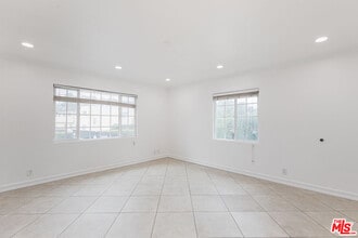 5130 Templeton St in Los Angeles, CA - Building Photo - Building Photo