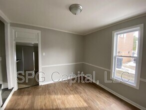 111 Middle St in Waynesboro, PA - Building Photo - Building Photo