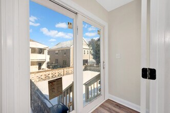 57 Bailey Rd in Somerville, MA - Foto de edificio - Building Photo