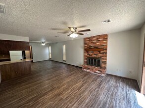 5420 Evanbrook Terrace in Oklahoma City, OK - Building Photo - Building Photo