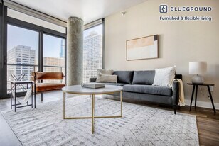 505 N State St, Unit FL31-ID1008 in Chicago, IL - Building Photo