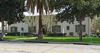 652 Orange Grove Ave Apartments