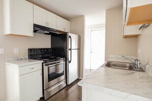 Lamar Village Apartments