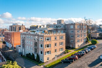 Ansonia Apartments in Tacoma, WA - Building Photo - Building Photo