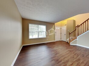 150 Brittony Woods Dr in Monroe, OH - Building Photo - Building Photo
