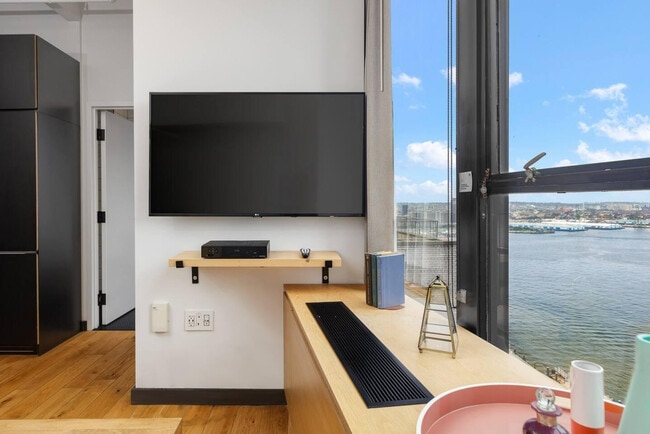110 Wall St in New York, NY - Building Photo - Building Photo