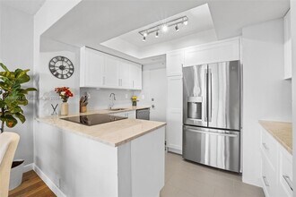 20 Island Ave, Unit 905 in Miami Beach, FL - Building Photo - Building Photo