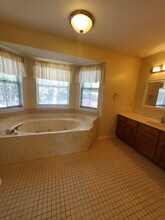 71 7th St in Shalimar, FL - Building Photo - Building Photo