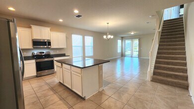 16749 Harper Cove Dr in Winter Garden, FL - Foto de edificio - Building Photo